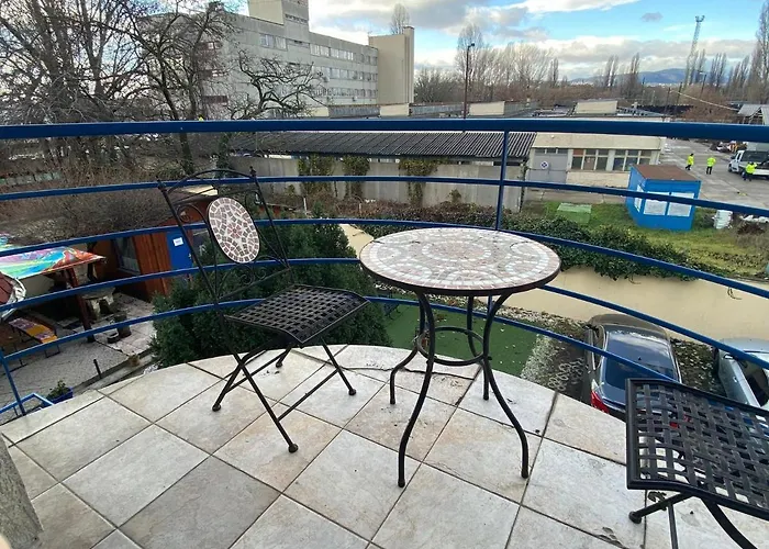 Hermina Apartmanhaz *