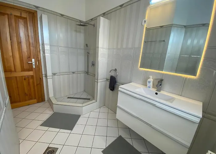 Hermina Apartmanhaz *