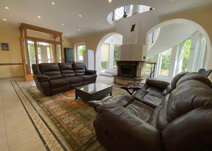 Hermina Apartmanhaz Hotel *