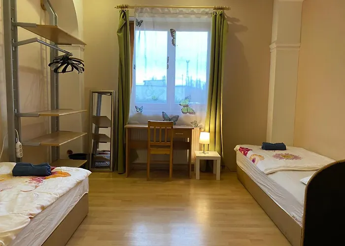 Отель Hermina Apartmanhaz