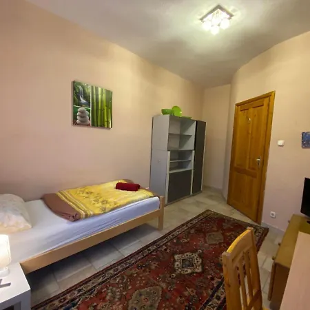 Hermina Apartmanhaz *